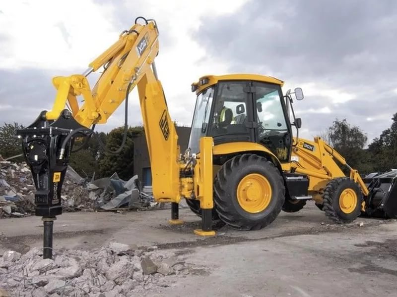 Отбойник трактор. Экскаватор-погрузчик JCB 3cx гидромолот .. JCB 3cx с гидромолотом. Экскаватор погрузчик JCB 3cx с гидромолотом. JCB 4cx с гидромолотом.